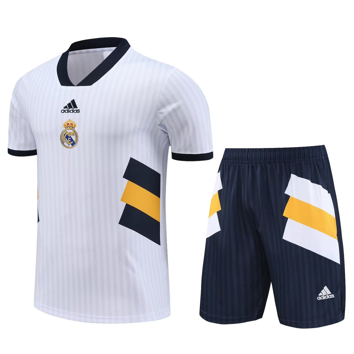 Kit allenamento Real Madrid  2023/24